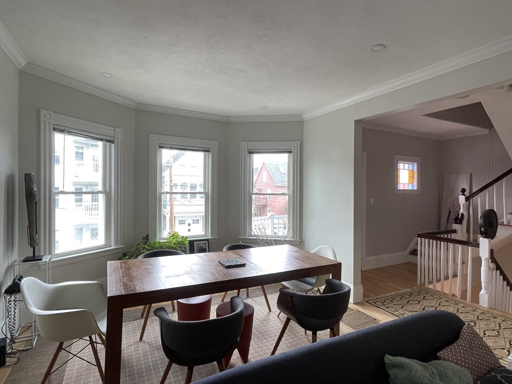 12 Seven Pines Avenue # 2