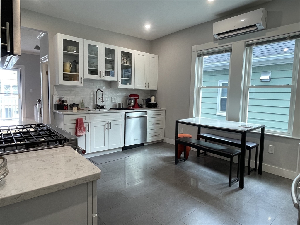 12 Seven Pines Avenue # 2