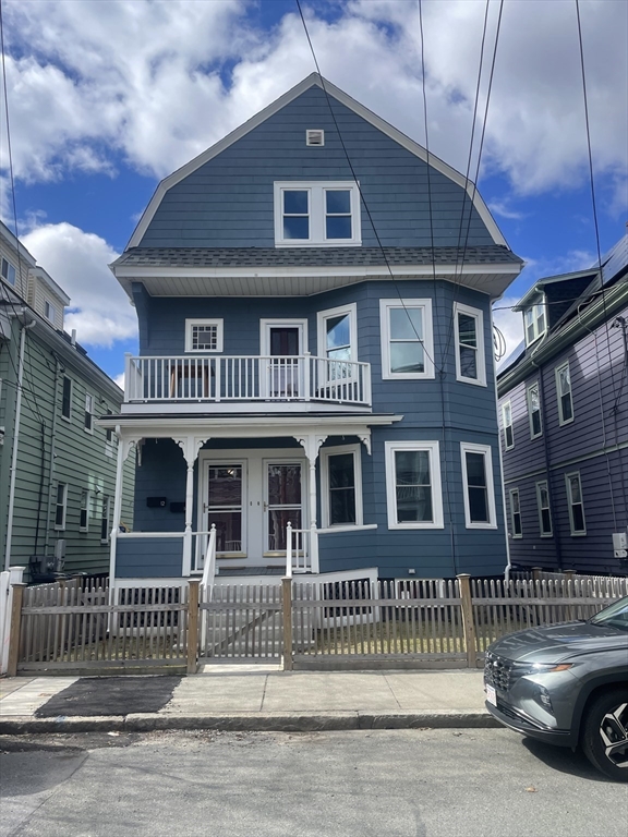 12 Seven Pines Avenue # 2