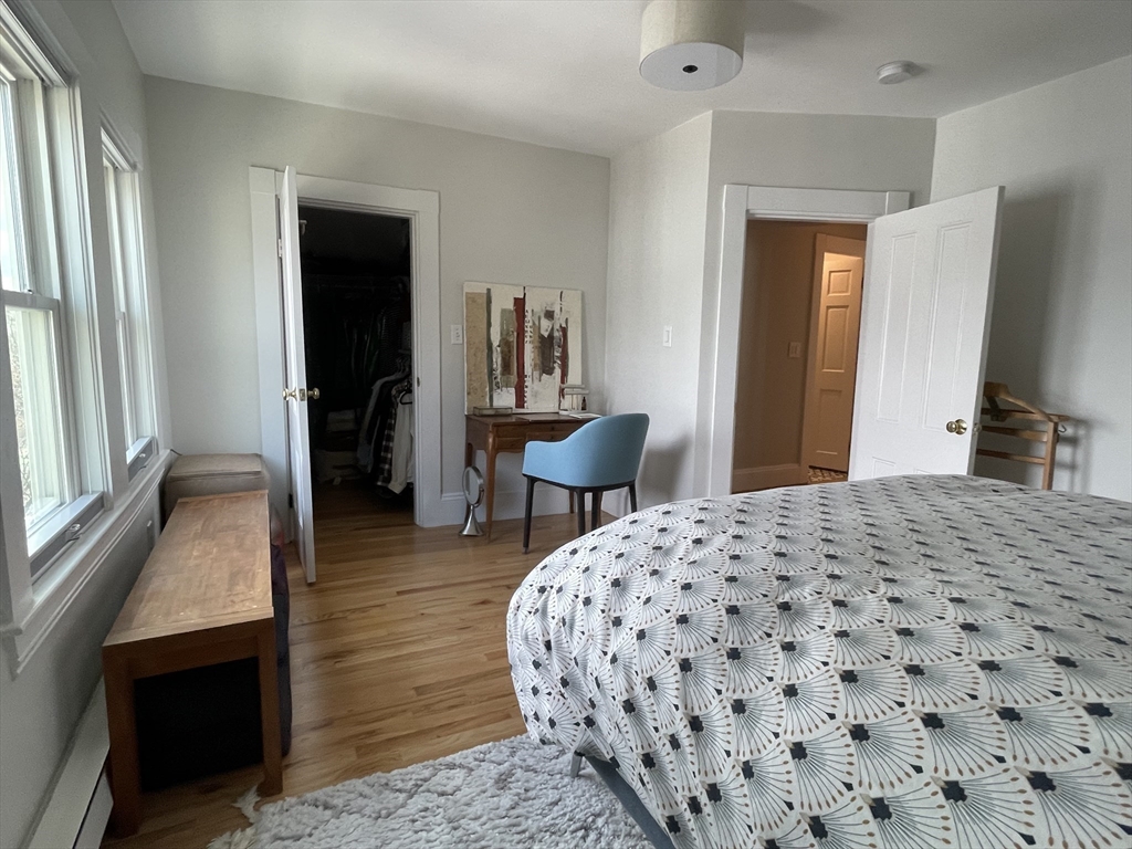 12 Seven Pines Avenue # 2