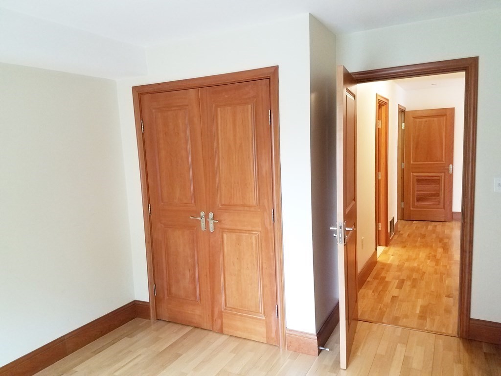 2440 Massachusetts Avenue # 7