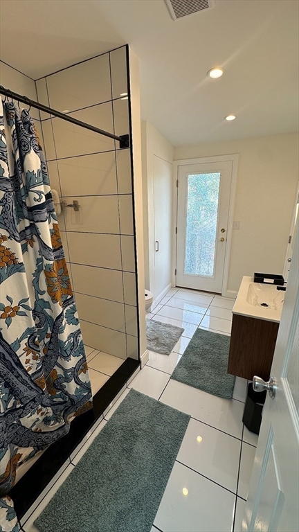 231 1/2 Broadway # 2