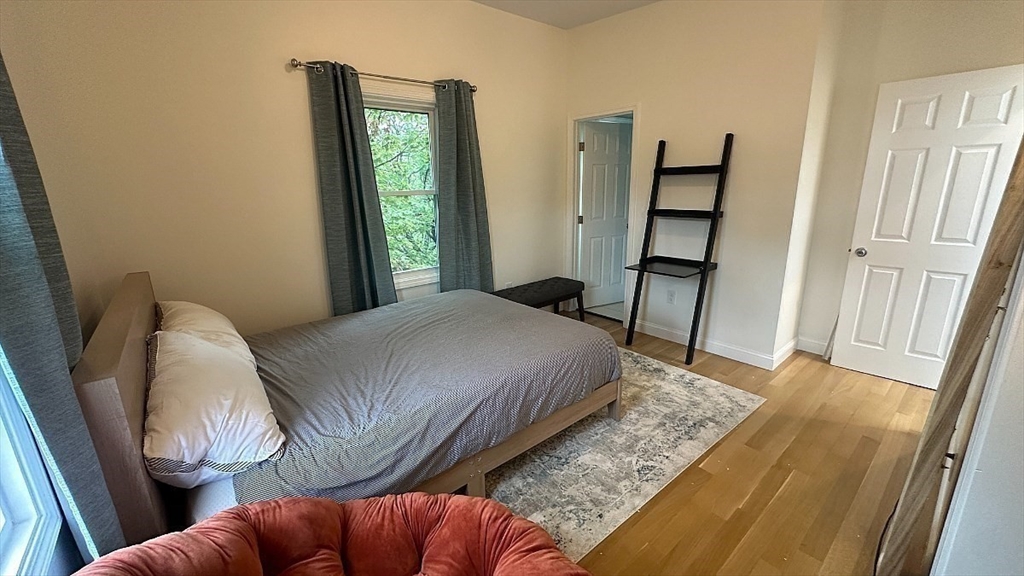 231 1/2 Broadway # 2