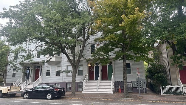 231 1/2 Broadway # 2