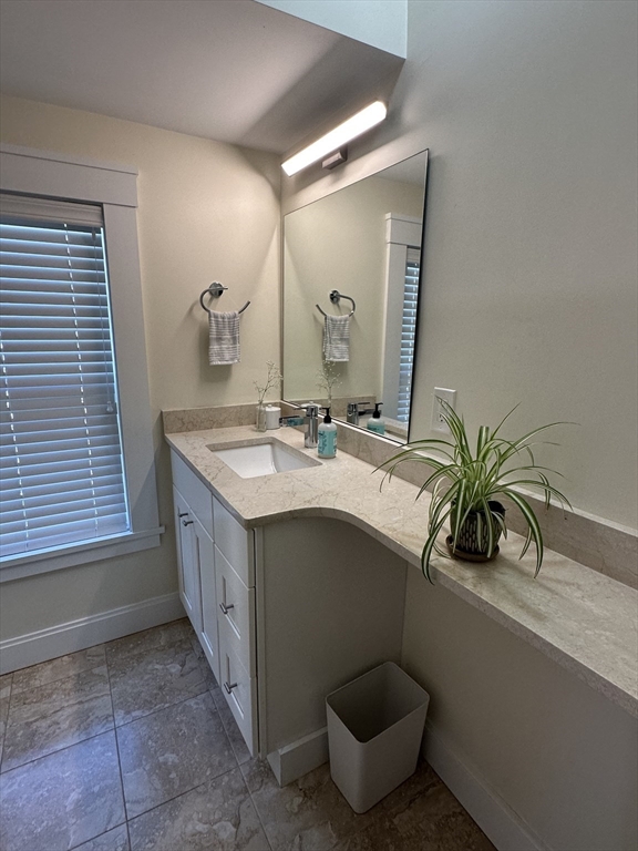 47 Wallace St # 2