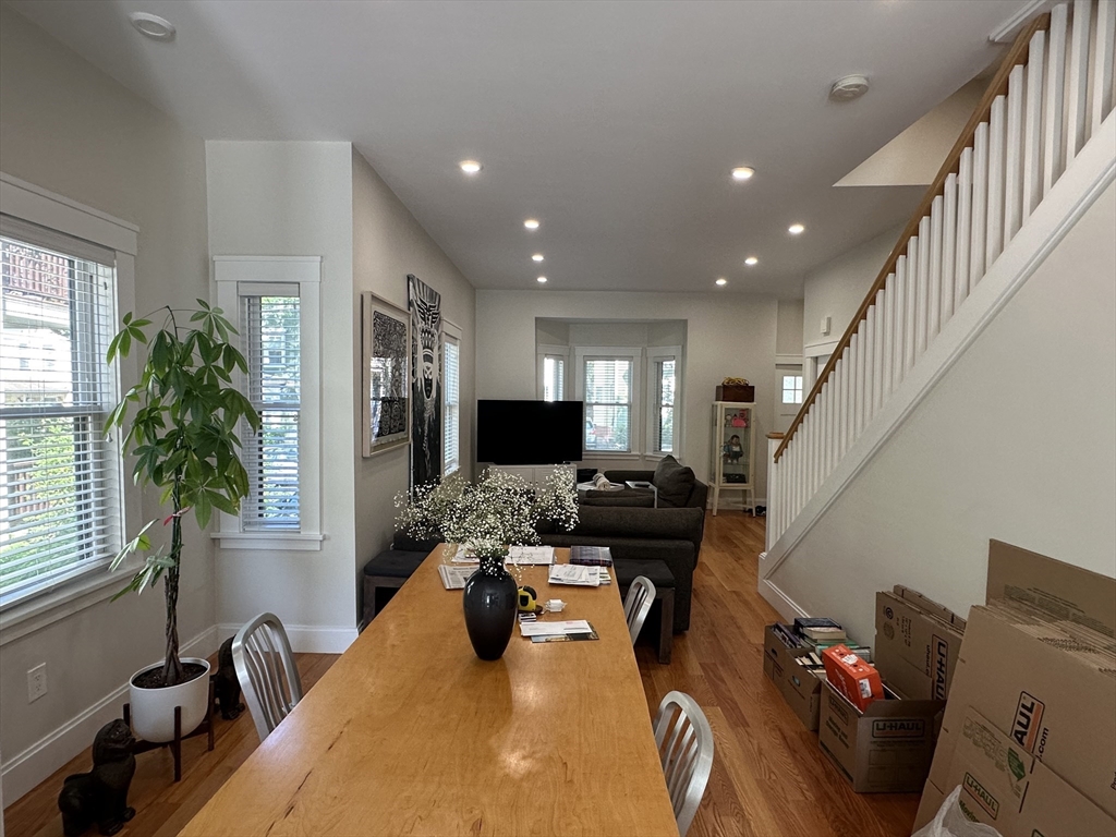 47 Wallace St # 2