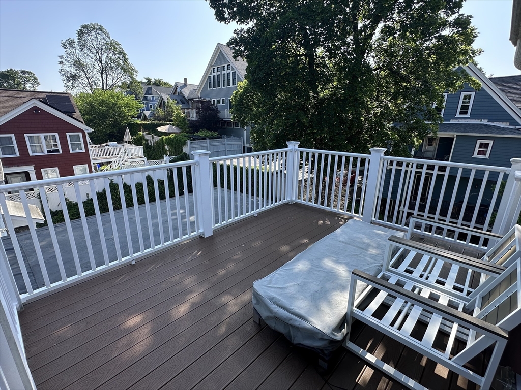 47 Wallace St # 2