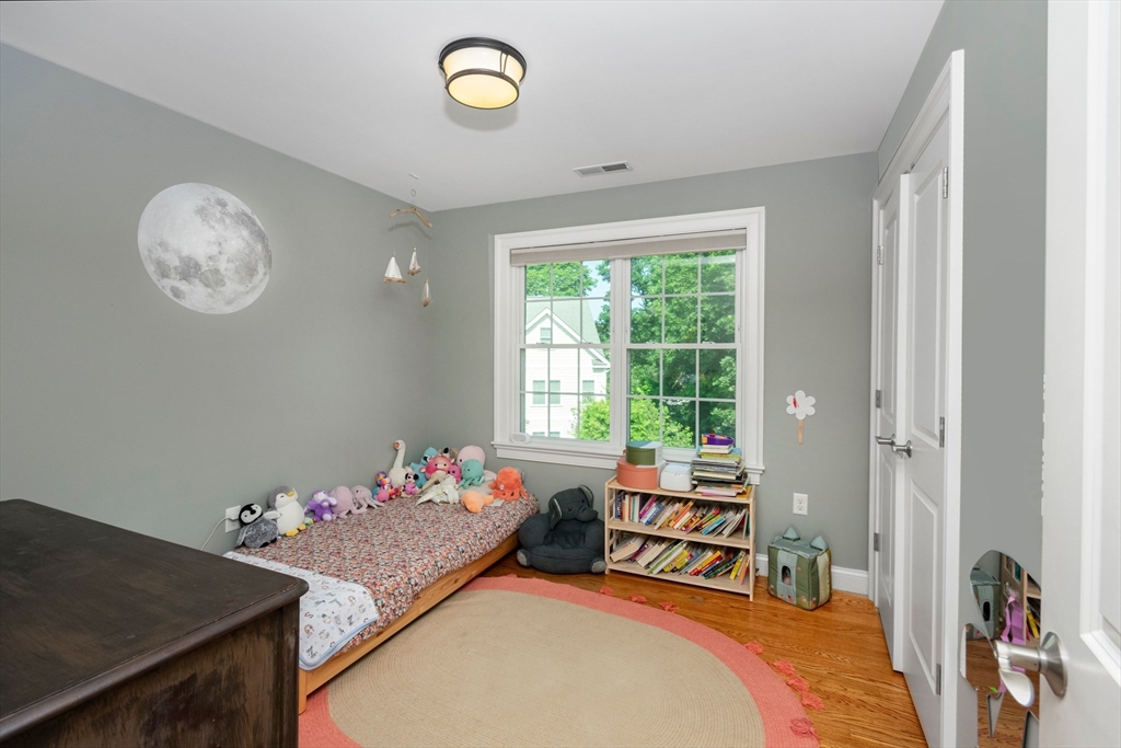 14 Brattle Ln