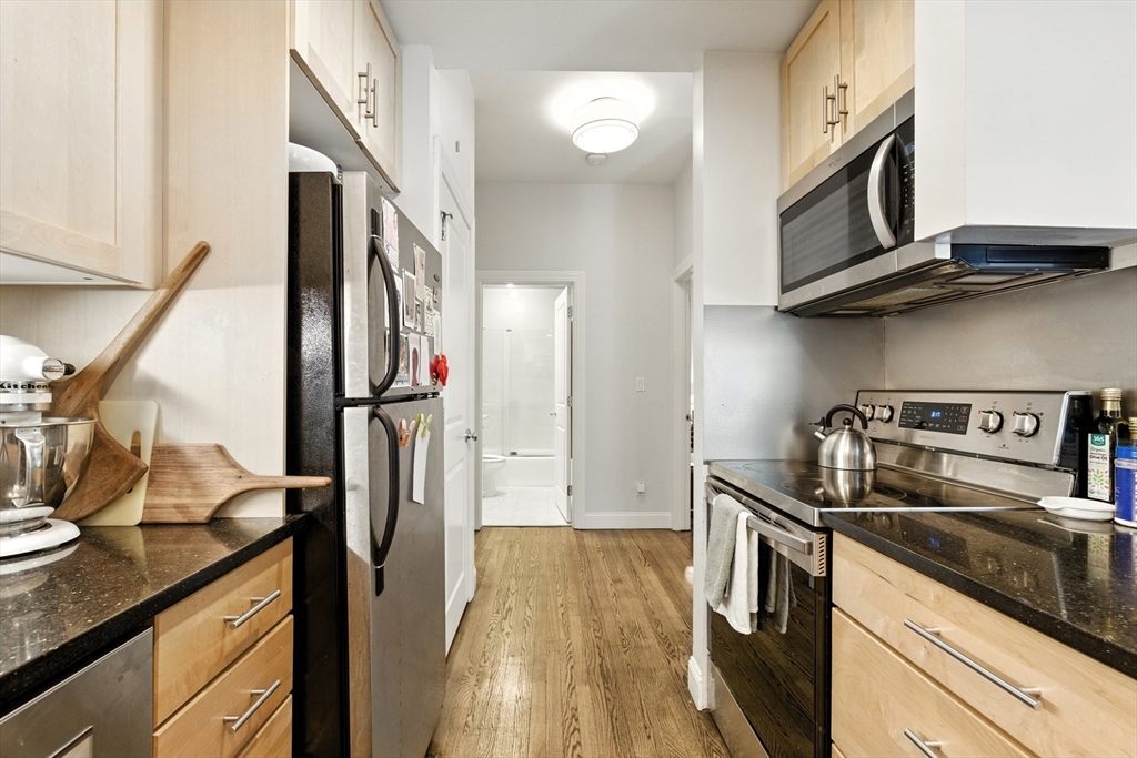 30-34 E Concord St # 11