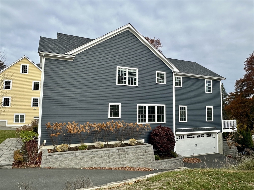 53 Old Mystic Street