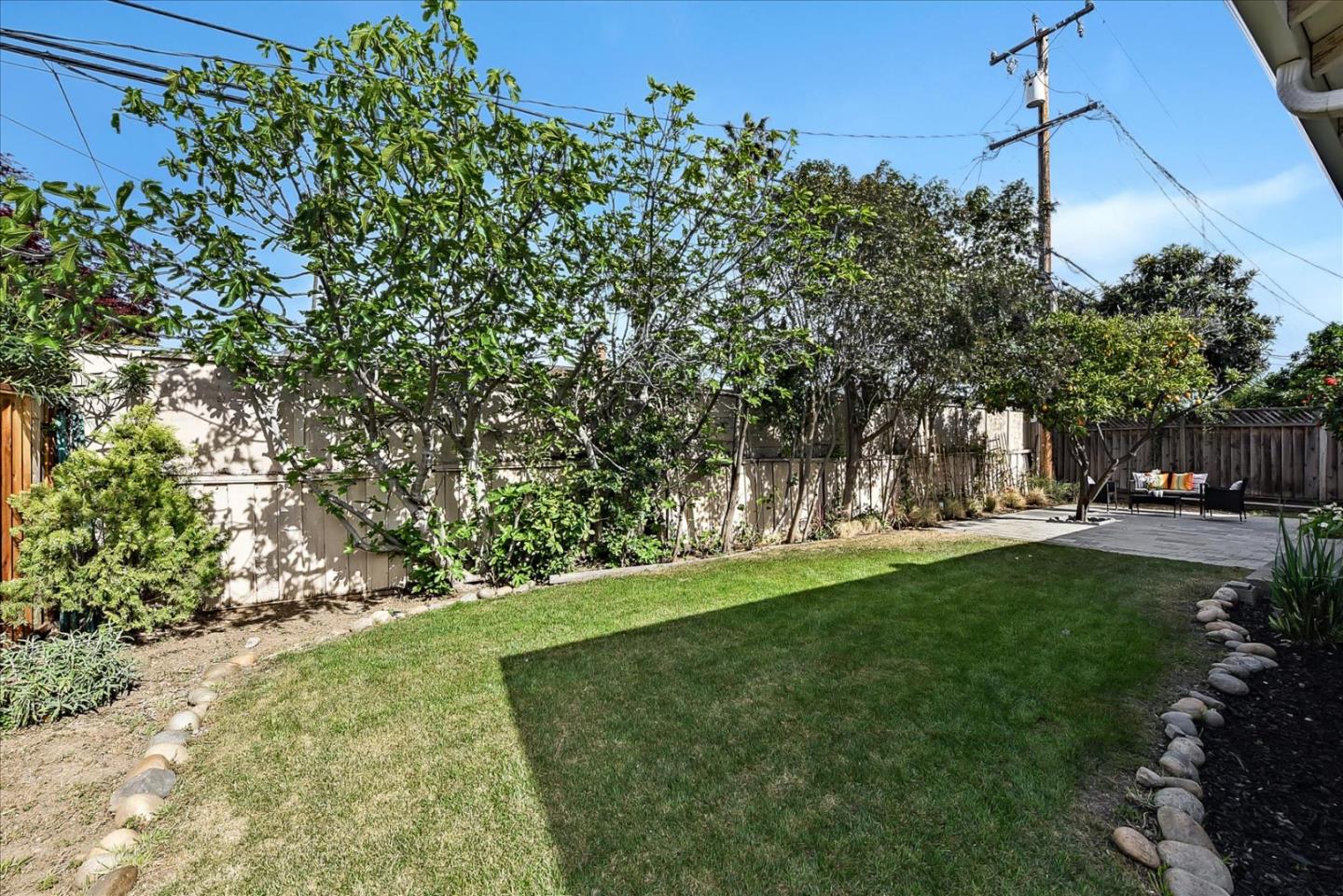 3638 Gavota AVE