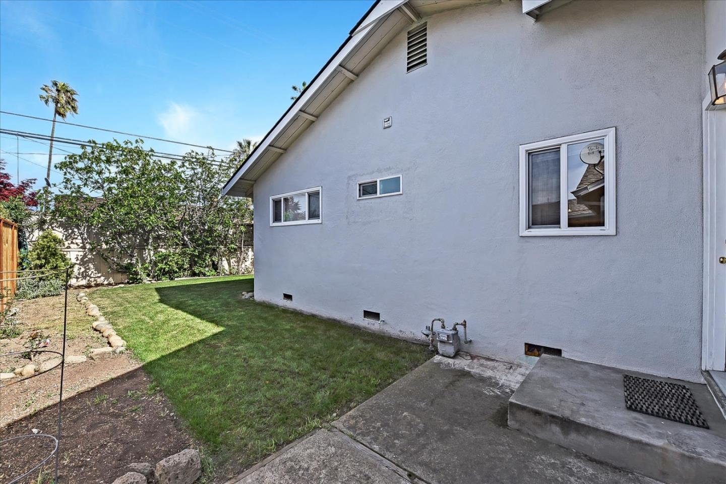 3638 Gavota AVE