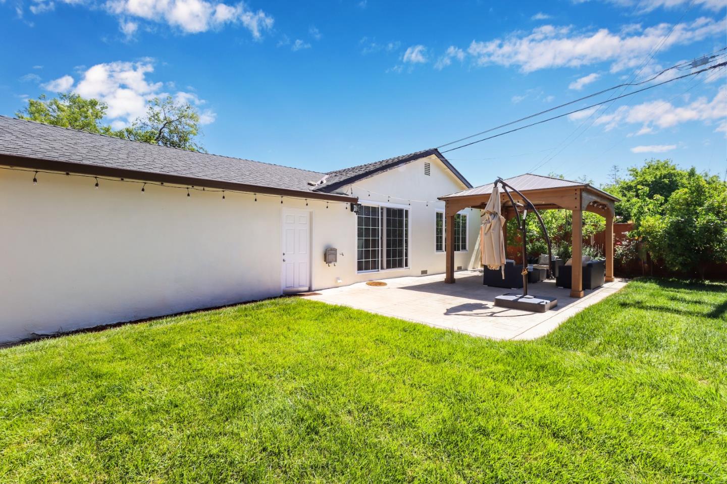 1537 Calinoma DR
