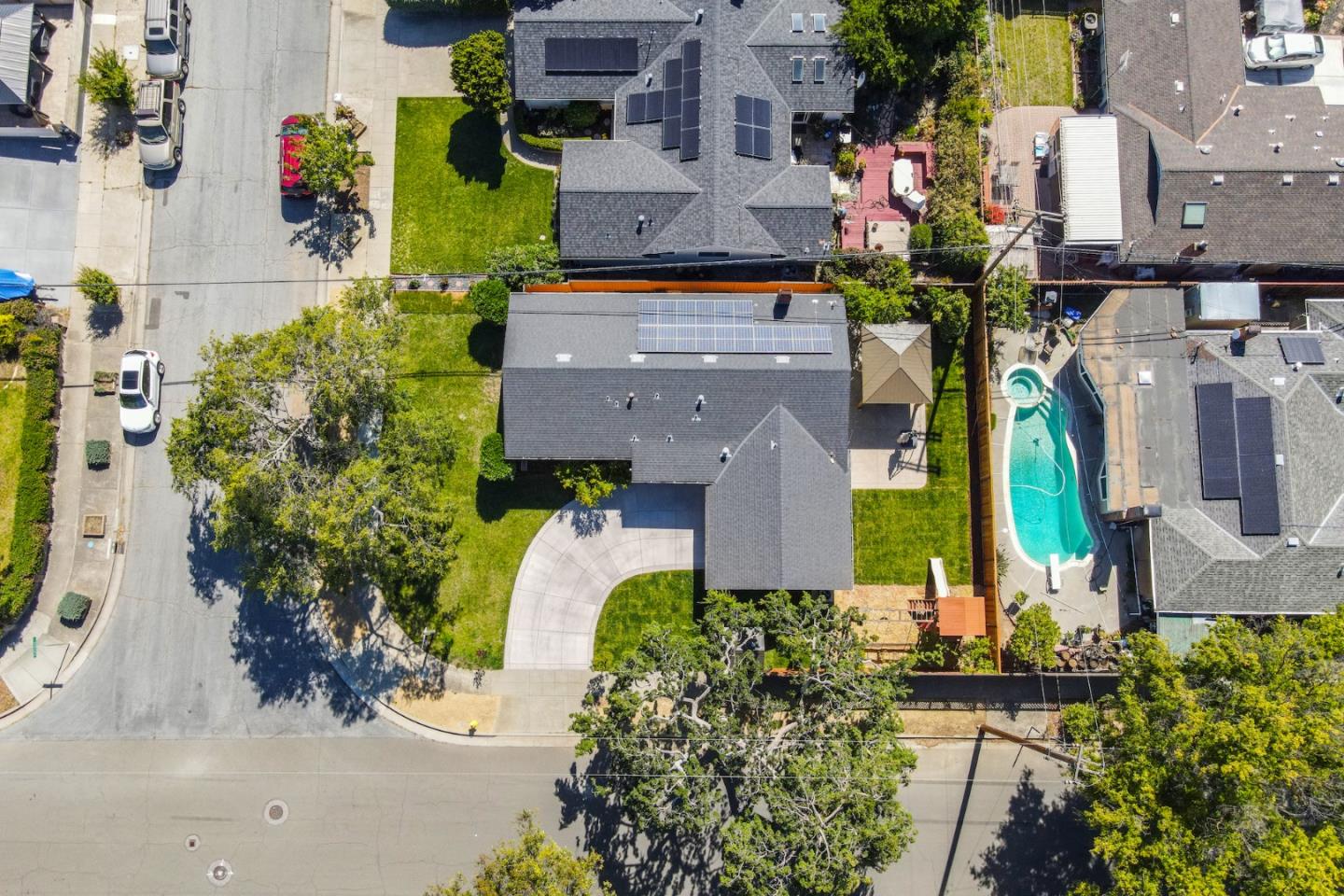 1537 Calinoma DR
