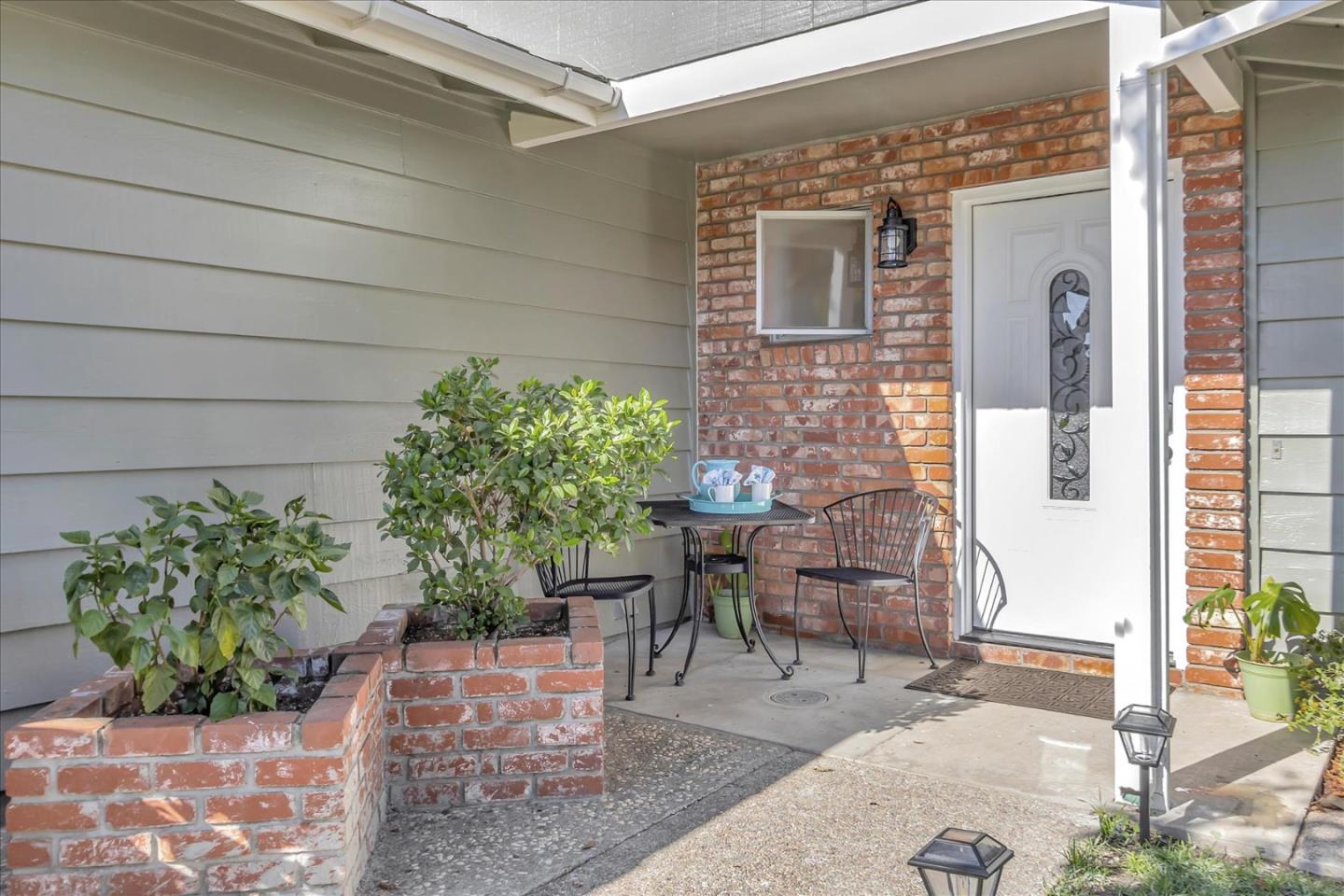 1618 Saint Regis Drive