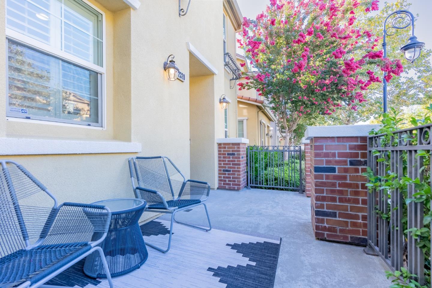 2320 Plateau Drive