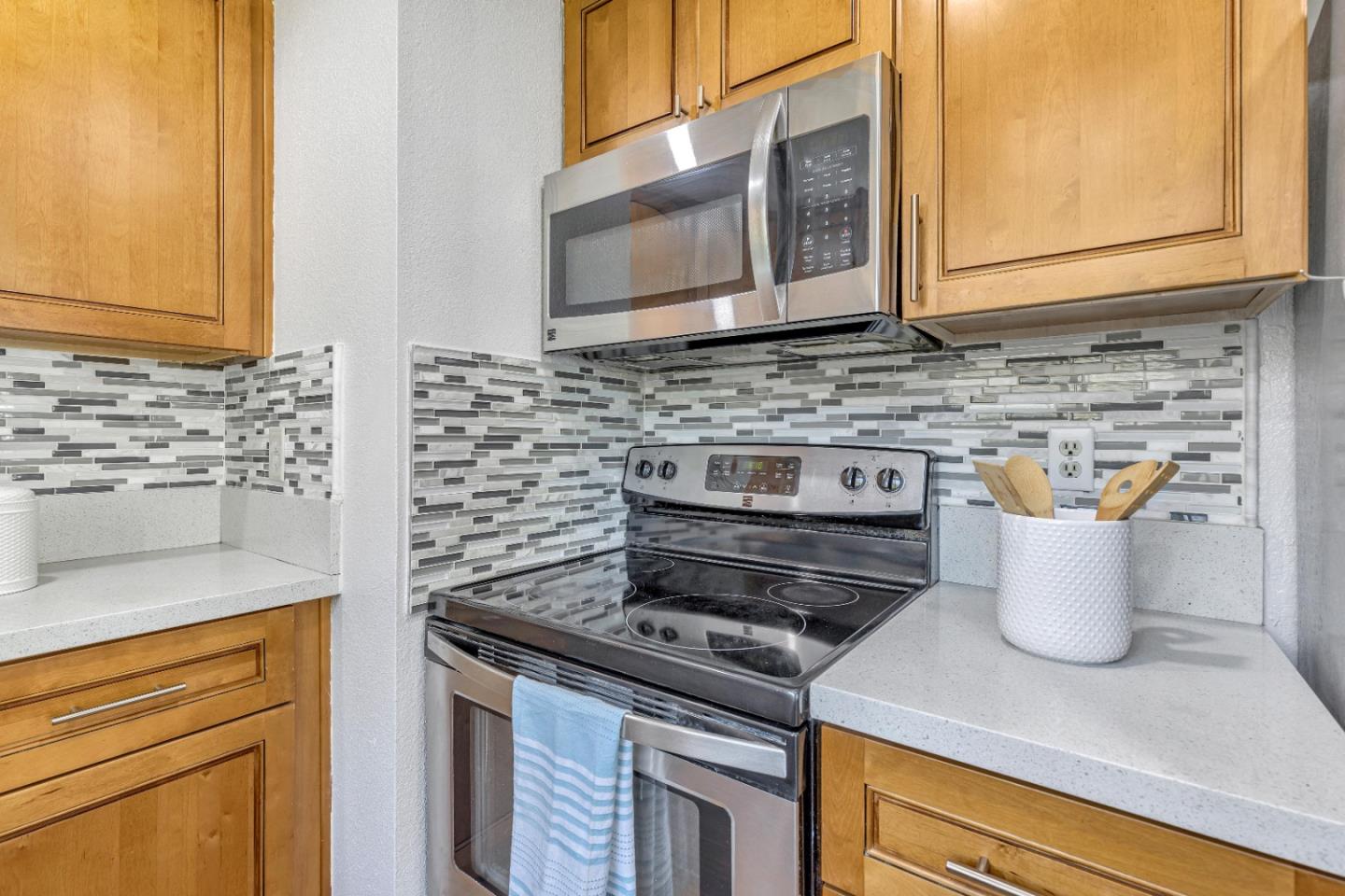 5001 Shalimar Circle Unit: 1