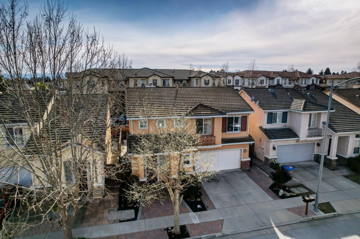 1014 Ivy Glen DR
