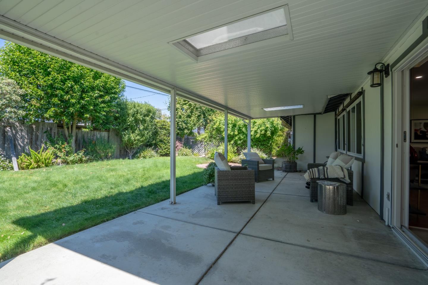 3292 Los Prados ST