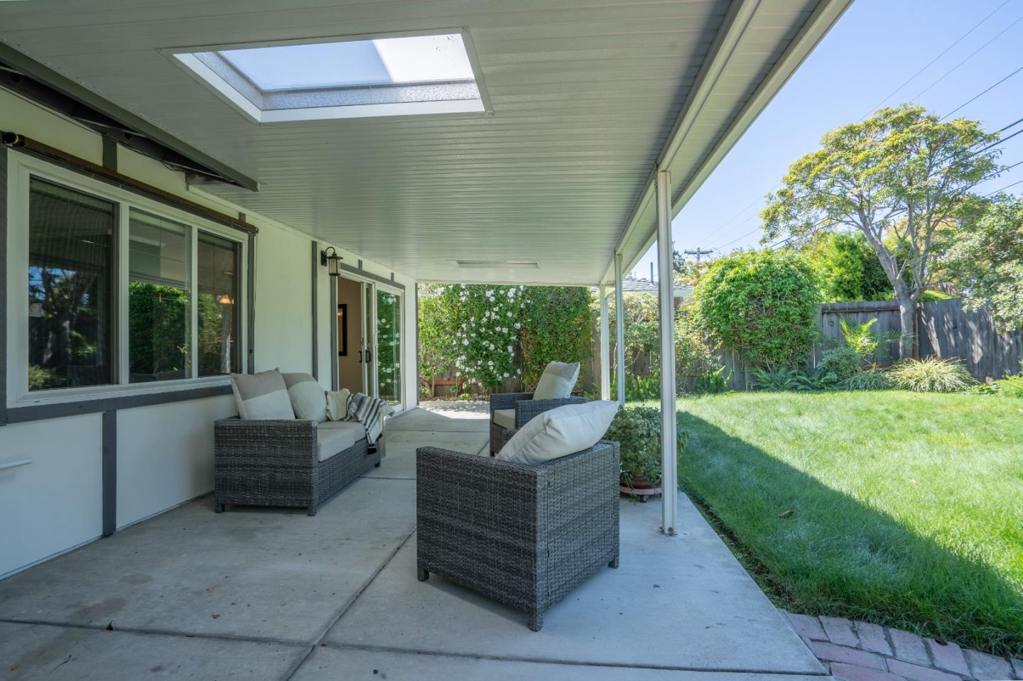 3292 Los Prados ST