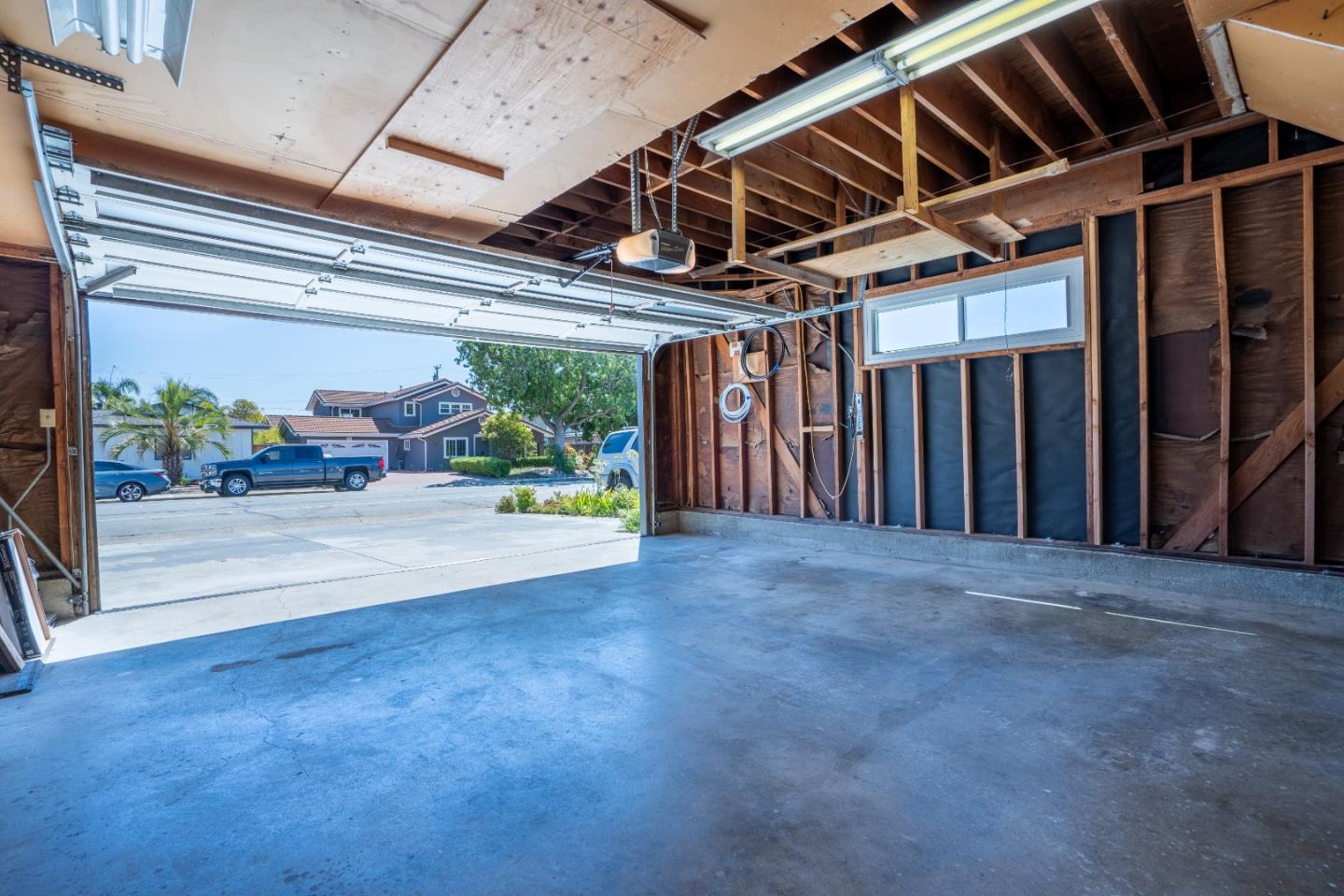 3292 Los Prados ST