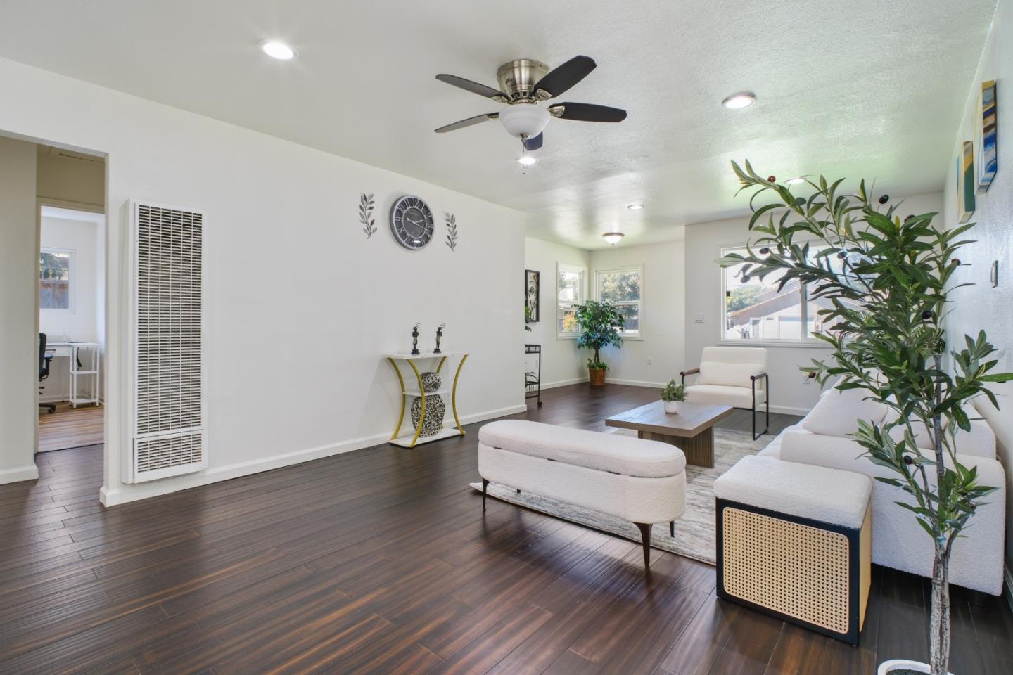 35563 Linda Drive