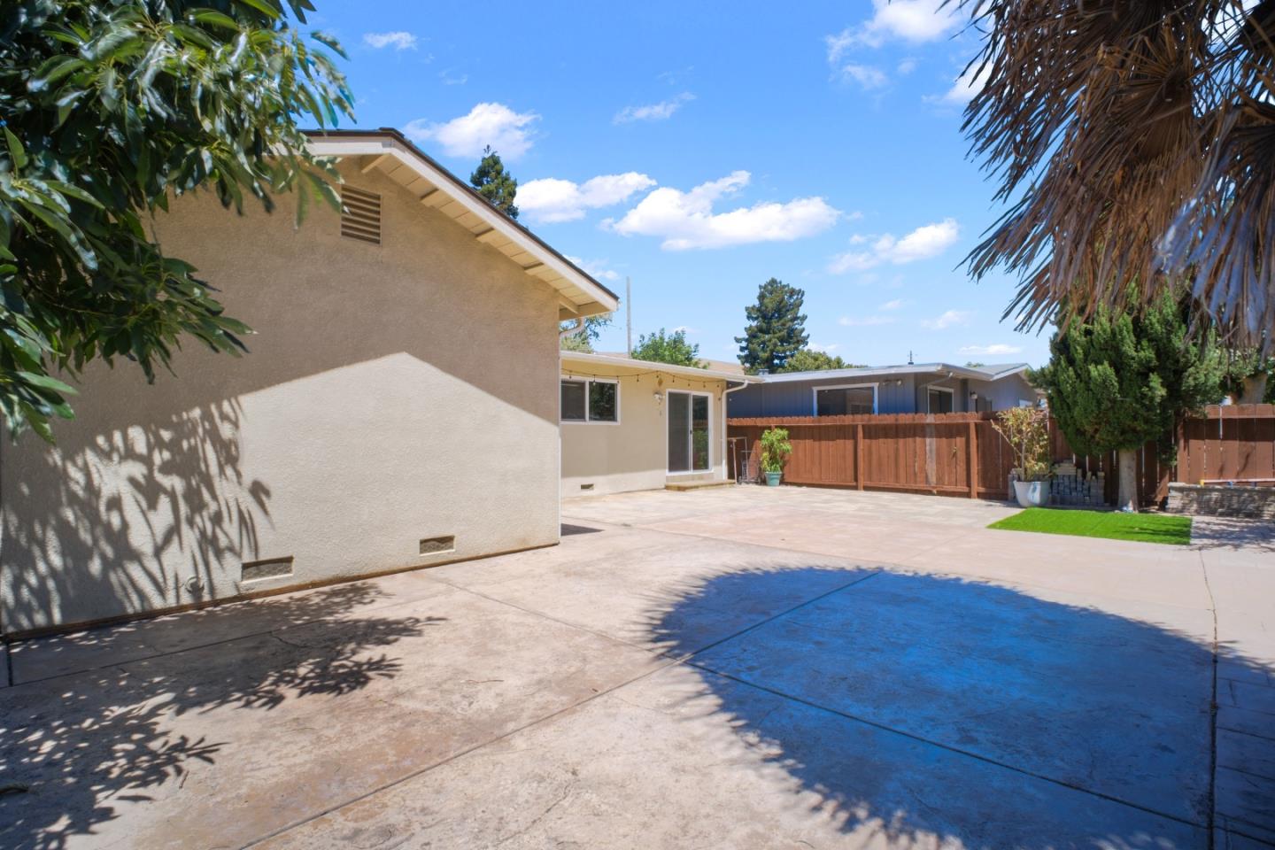 35563 Linda Drive