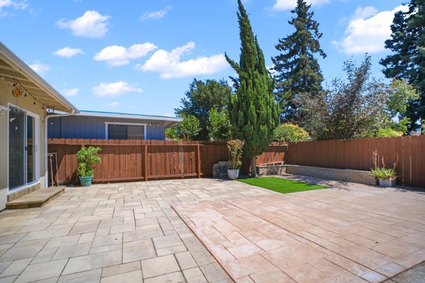 35563 Linda Drive