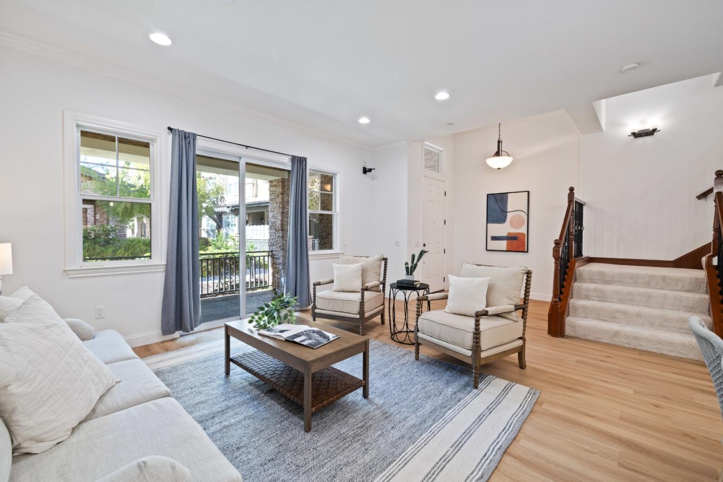 2866 Paseo Lane