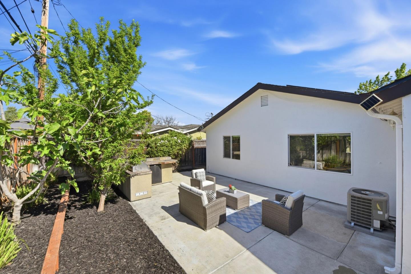 2823 Quinto Way