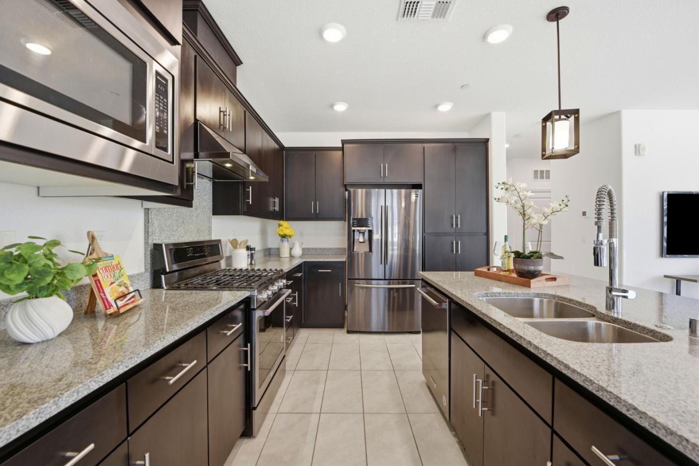 40753 Squill Common