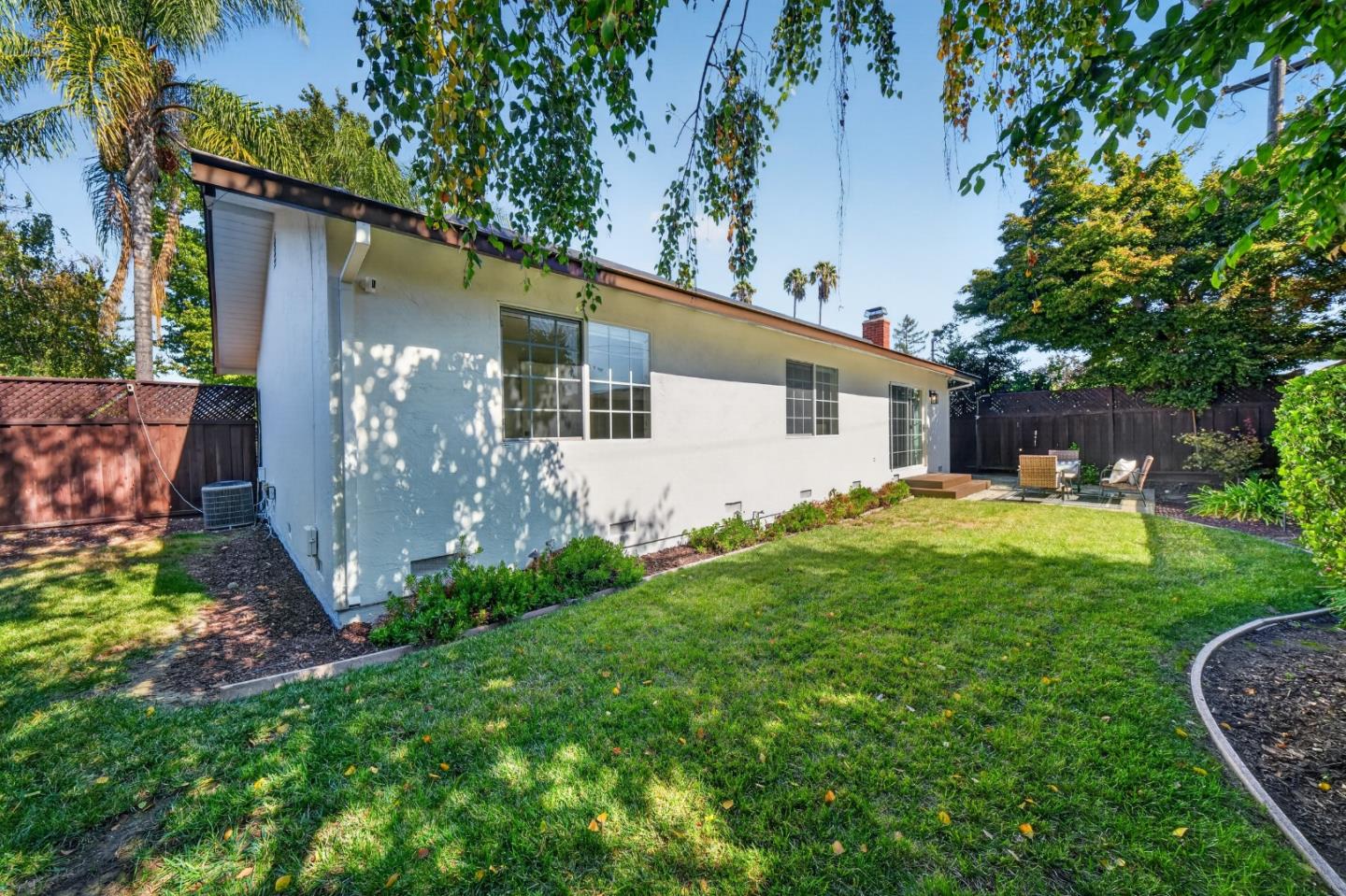 1704 Harte