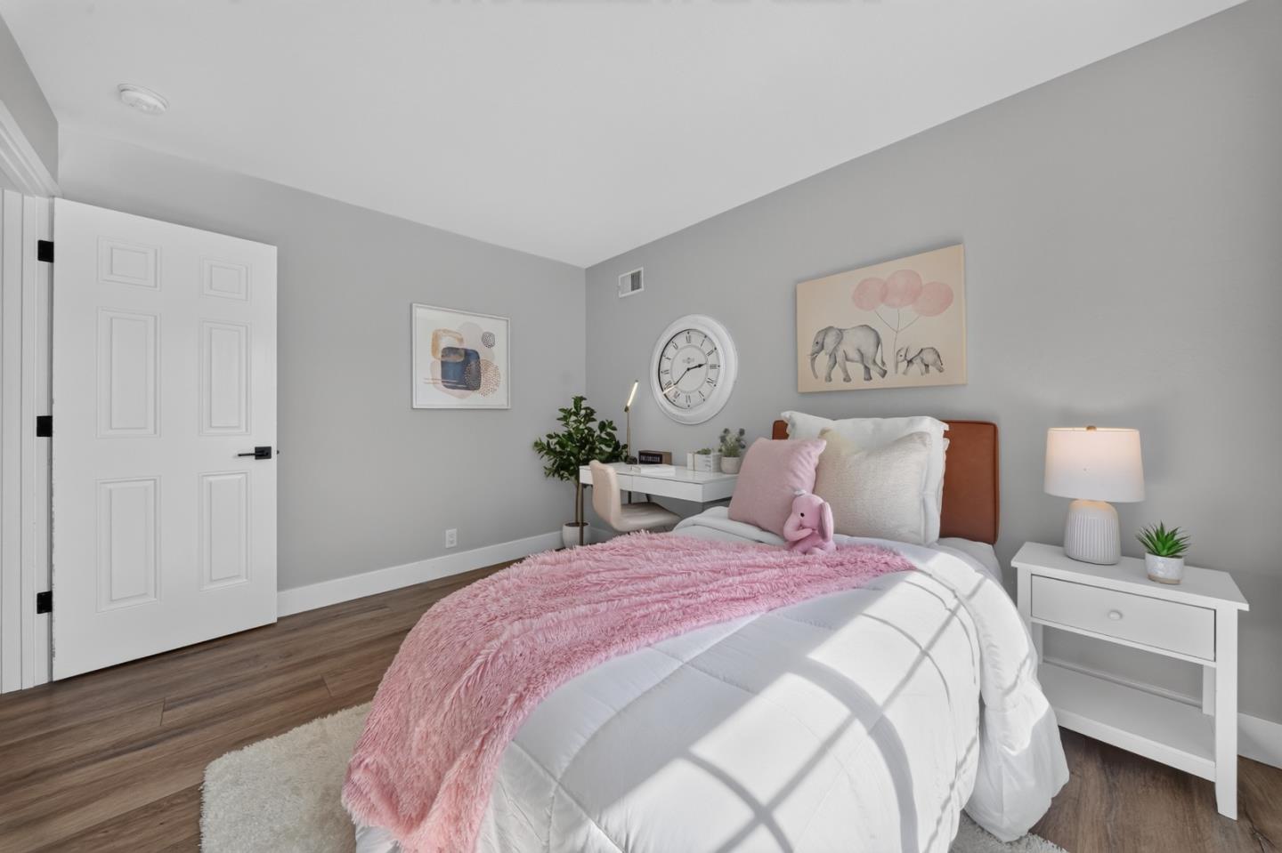 1704 Harte