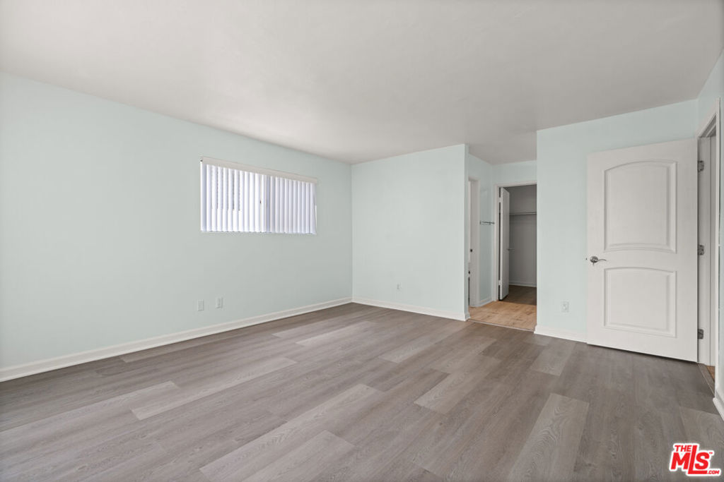 1236 Wellesley Avenue 2