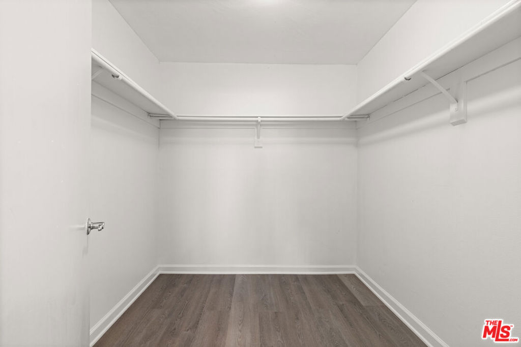 1236 Wellesley Avenue 2