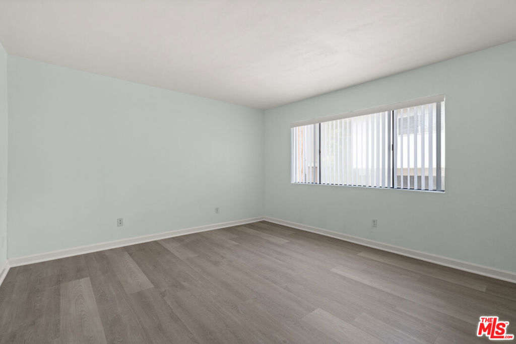 1236 Wellesley Avenue 2