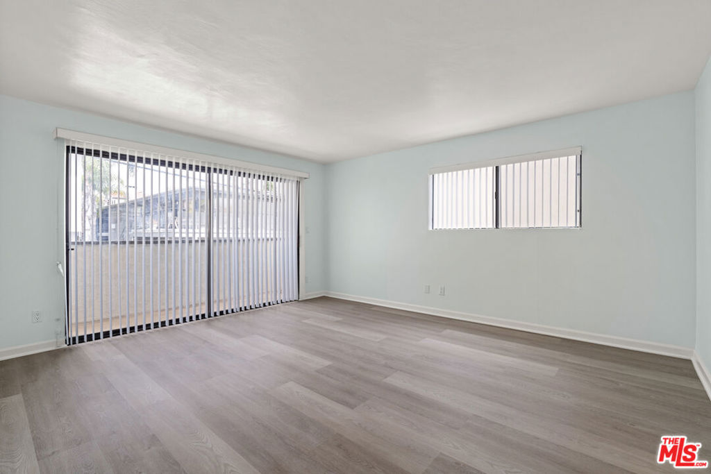 1236 Wellesley Avenue 2