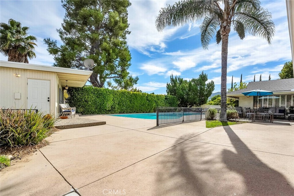 4614 La Subida Place