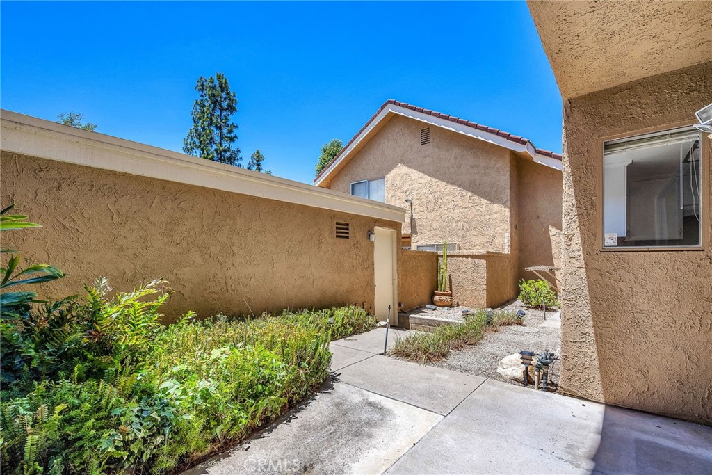 335 Sprucewood Avenue