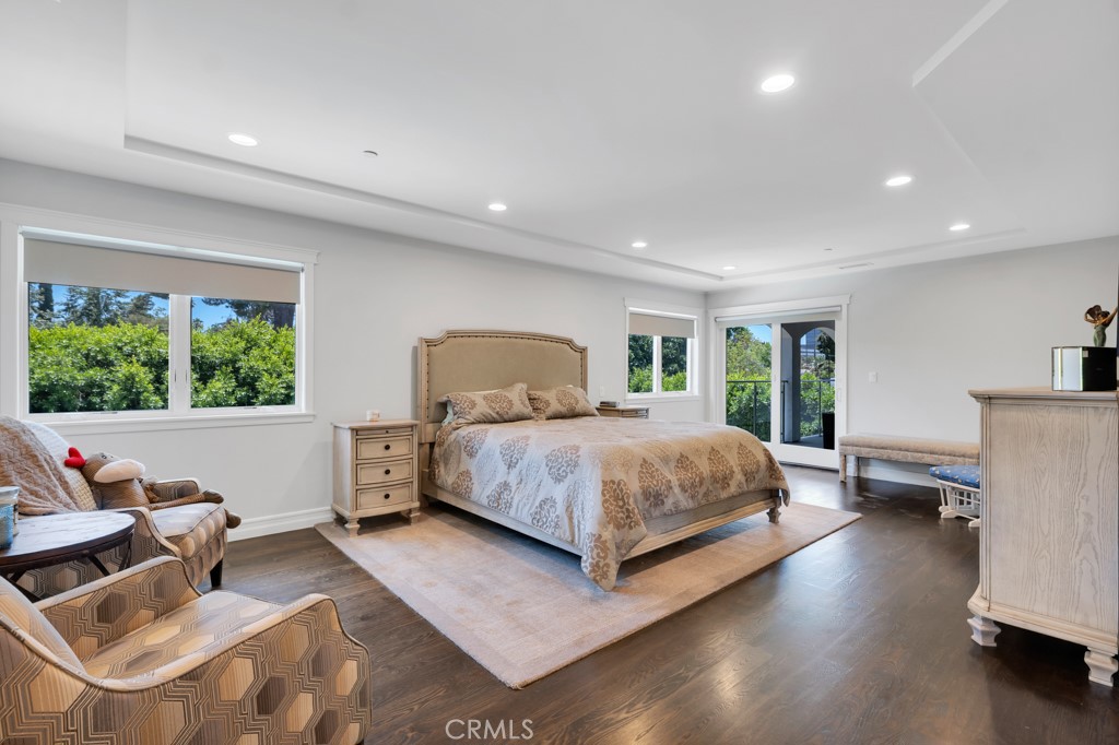 15460 La Maida Street