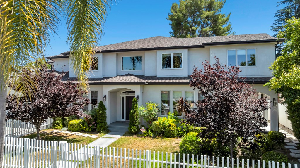 15460 La Maida Street