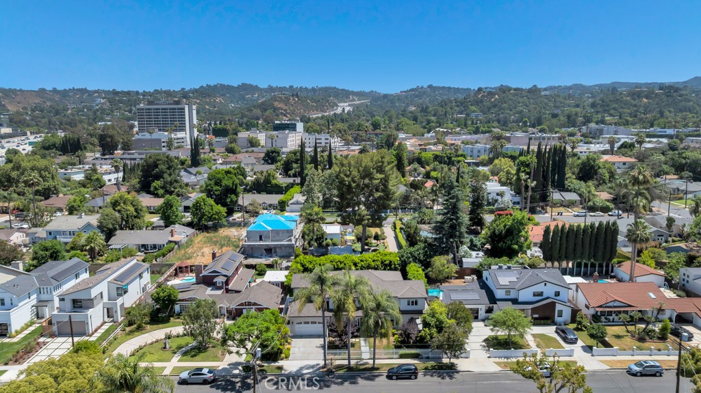 15460 La Maida Street