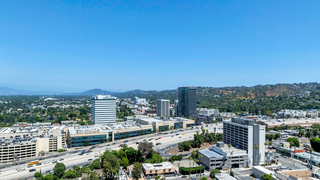 15460 La Maida Street