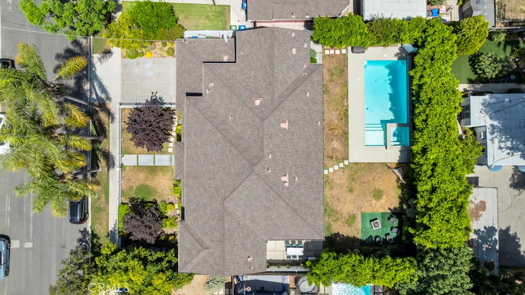 15460 La Maida Street