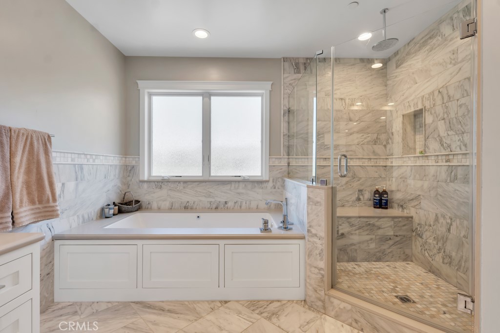 15460 La Maida Street