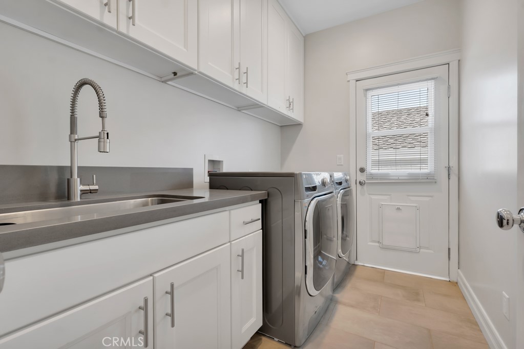 15460 La Maida Street