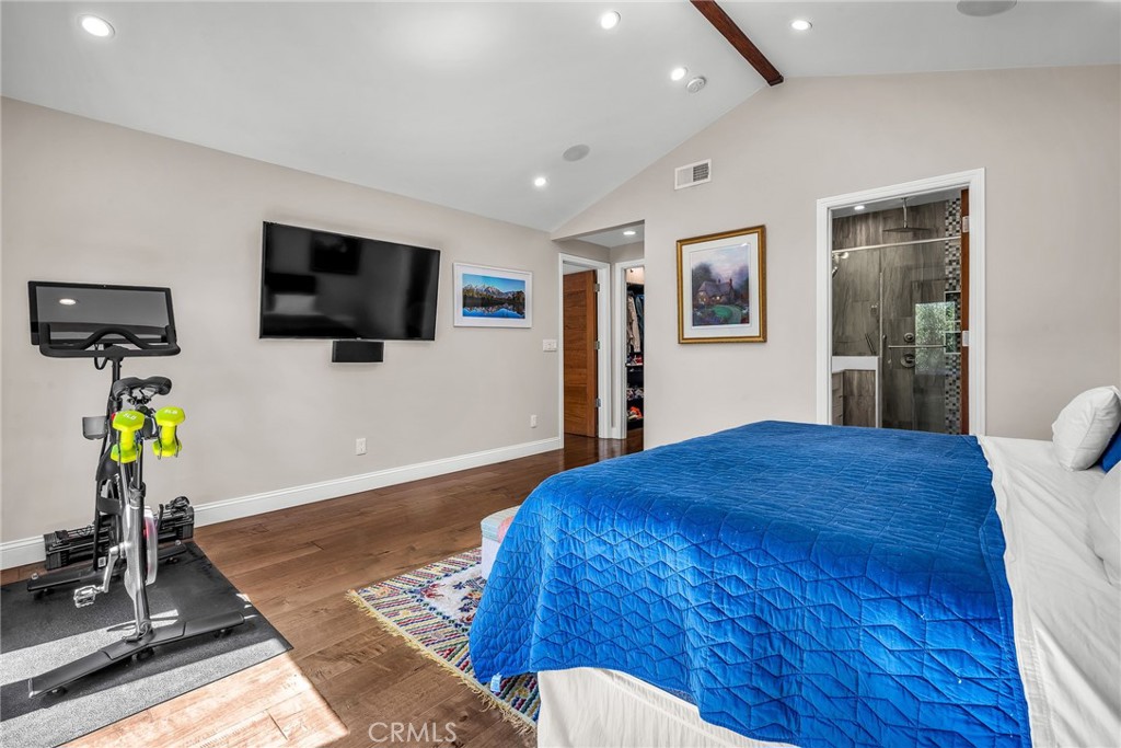 5948 Hesperia Avenue