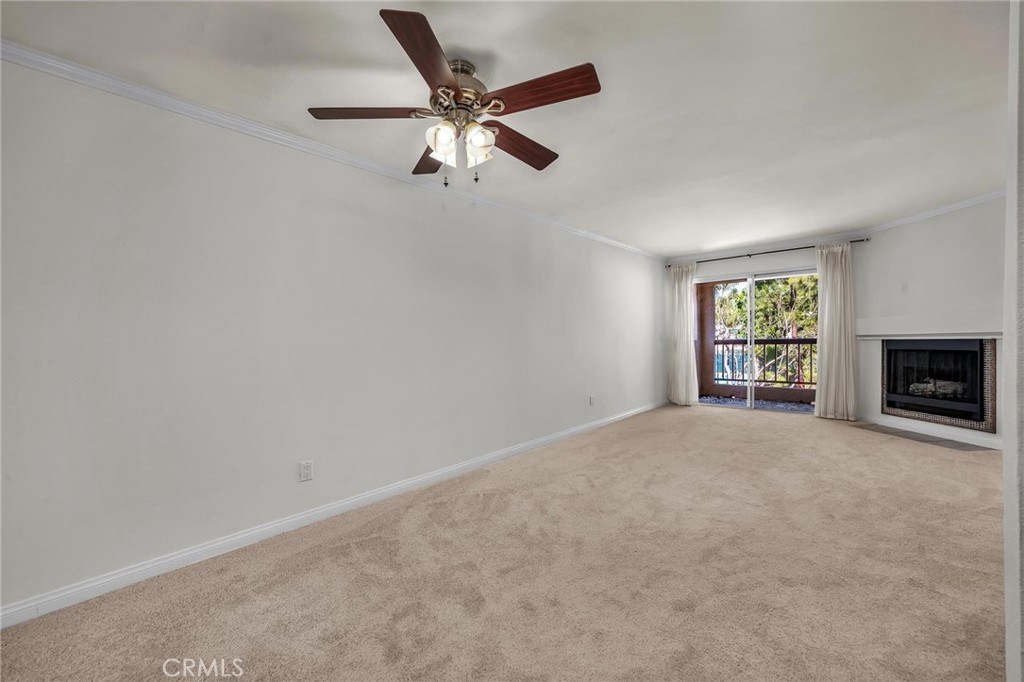 5525 Canoga Avenue 231