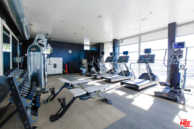 530 S HEWITT ST Unit: 535