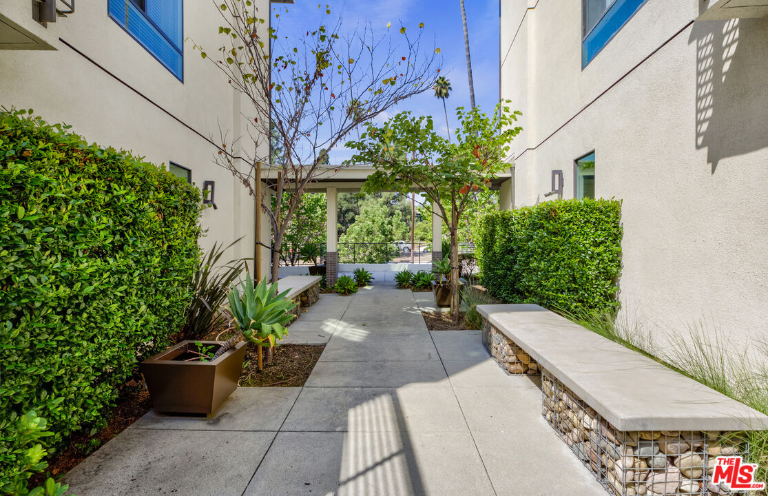 118 S Avenue 50 Unit: 502